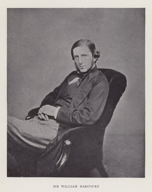 Sir William Harcourt door English Photographer