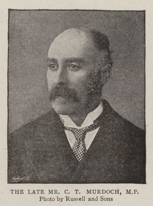 De Wijlen Mr. C. T. Murdoch, MP door English Photographer