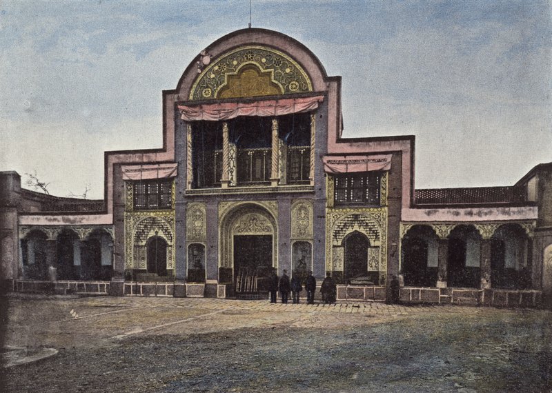 Teheran, Poort van het Paleis van de Sjah, Diamantlaan door European Photographer