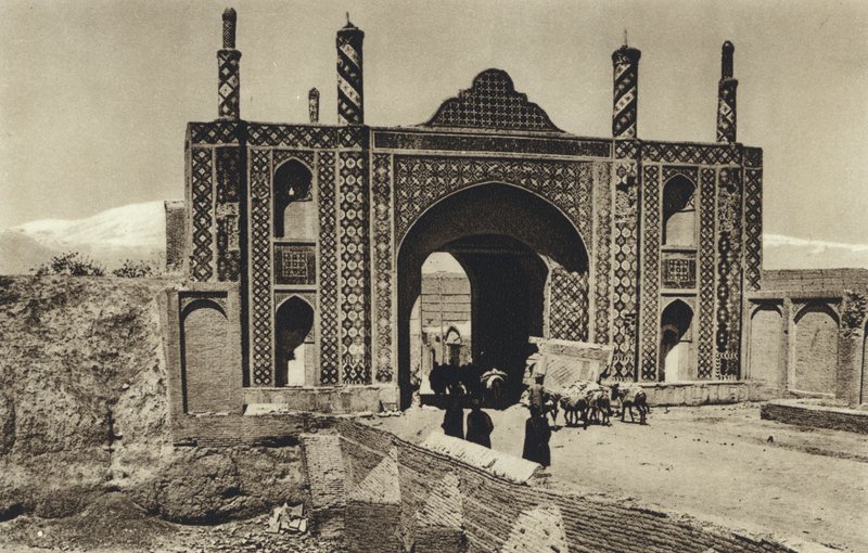 Perzië, Teheran, Stadspoort door European Photographer
