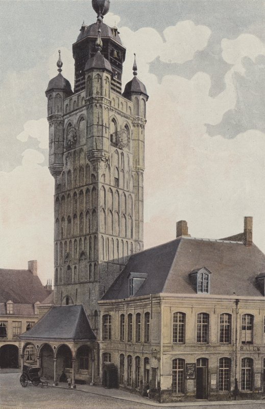 Bergues, Belfort door French Photographer