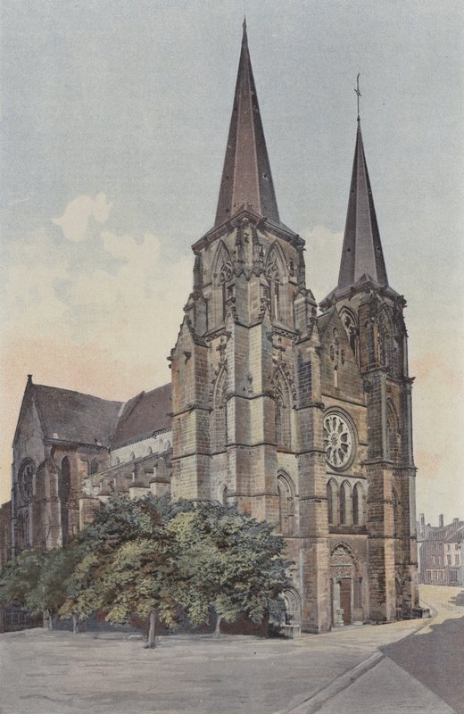 Mézières, Kerk, Geheel NW door French Photographer