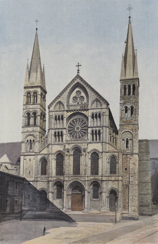 Reims, Sint-Remi kerk, Voorgevel W door French Photographer