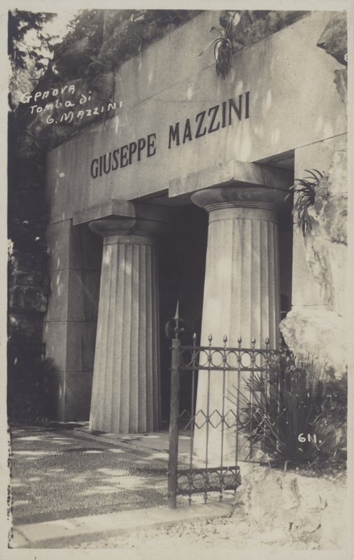 Genua, graf van Giuseppe Mazzini door Italian Photographer