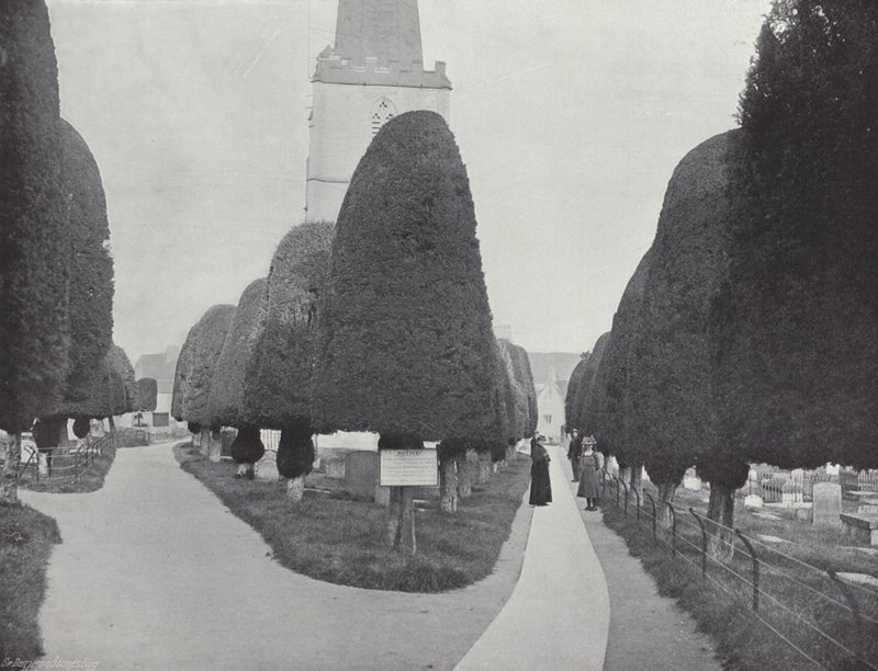Het Omarmen van de Kerk, Painswick Kerkhof door J. Benjamin Stone