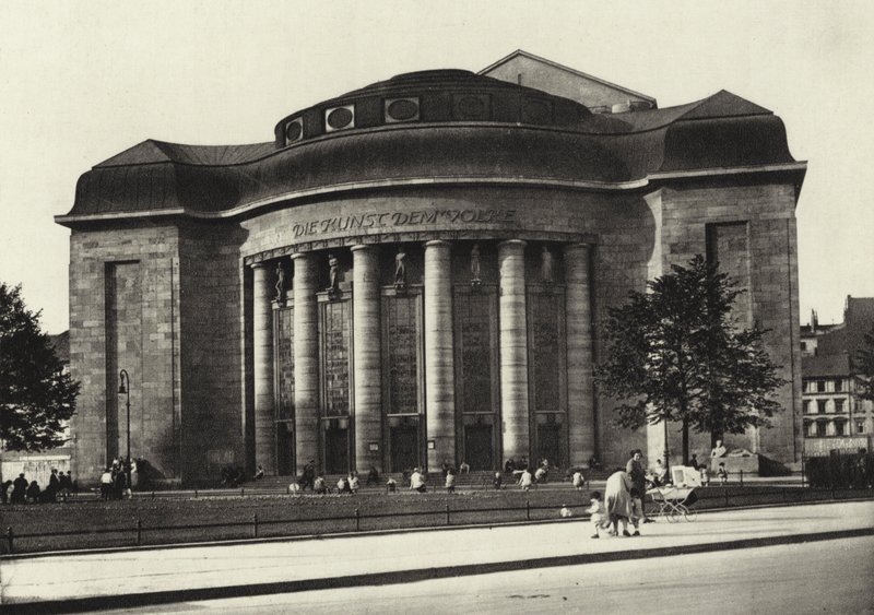 Berlijn: Volksbühne door Sasha Stone